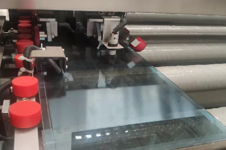 Procédure de traitement du sertisseur de verre