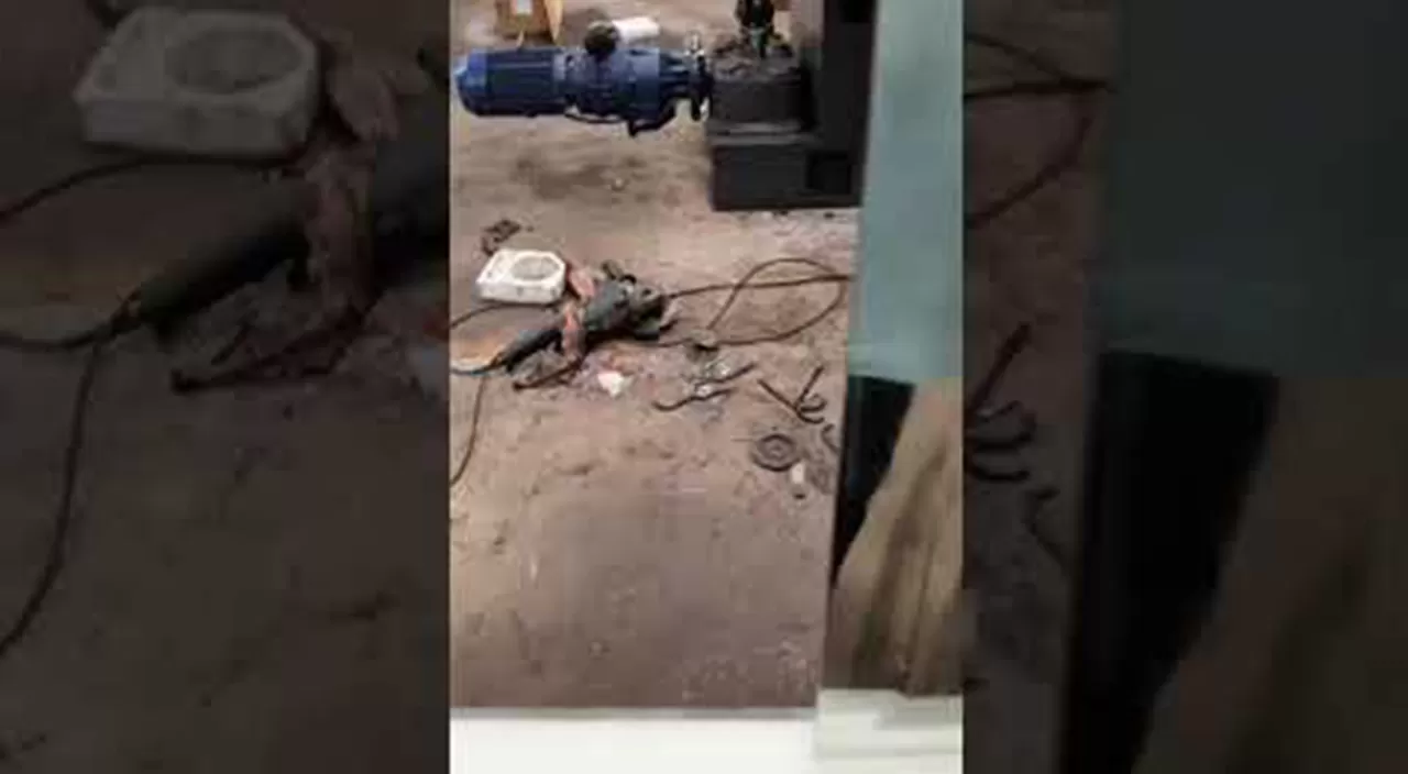 HISENG Machine de meulage de verre HSB 371 Vidéo