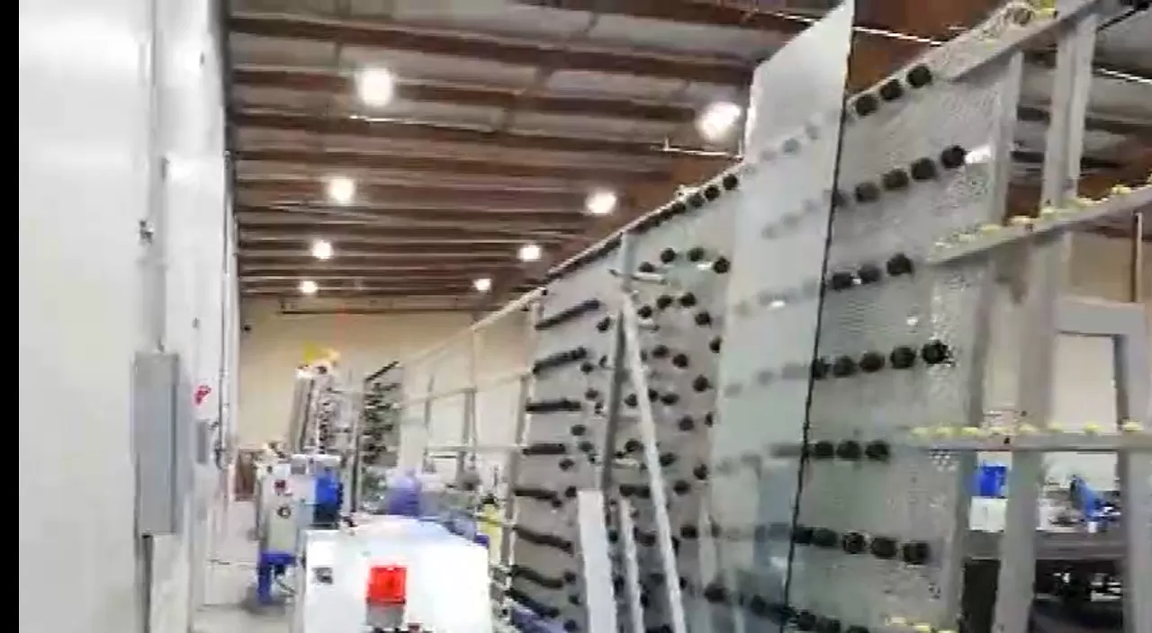 Ligne de production de machine de bordure droite en verre Hiseng aux États-Unis